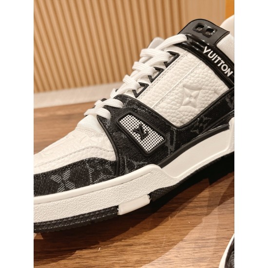 LV Trainer Sneaker