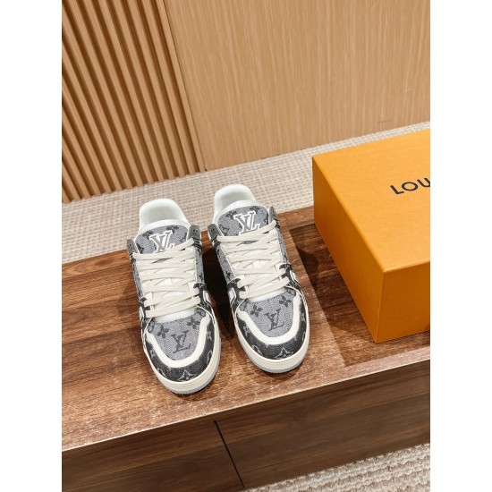 LV Trainer Sneaker