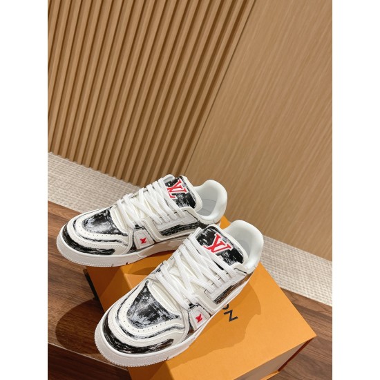 LV Trainer Sneaker