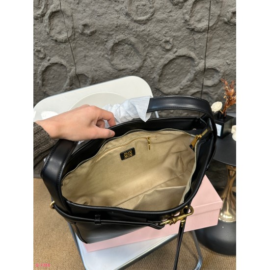 MiuMiu BAGS