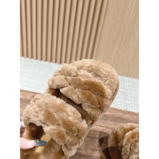 LV Slippers