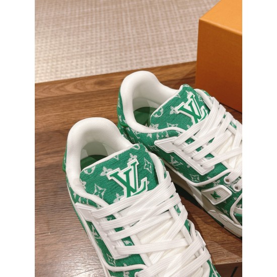 LV Trainer Sneaker