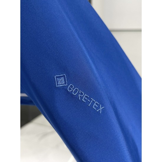 ARCTERYX outfits