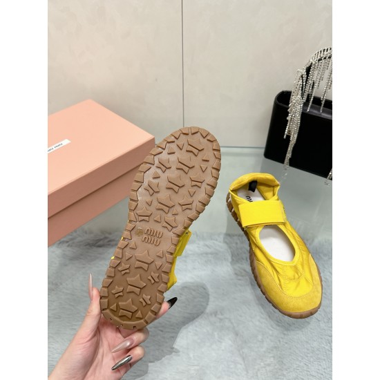 MiuMiu Sneakers