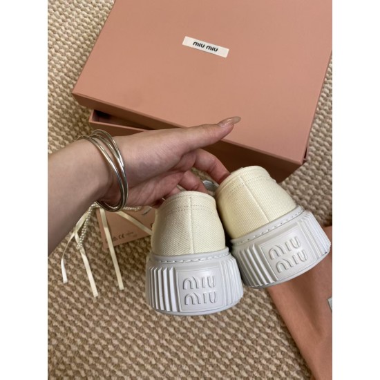 MiuMiu Sneakers