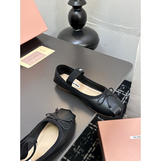 MIUMIU Ballerinas