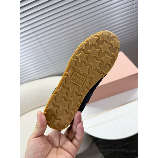 MiuMiu Sneakers