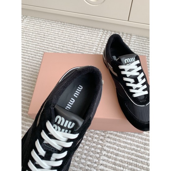 MiuMiu Sneakers