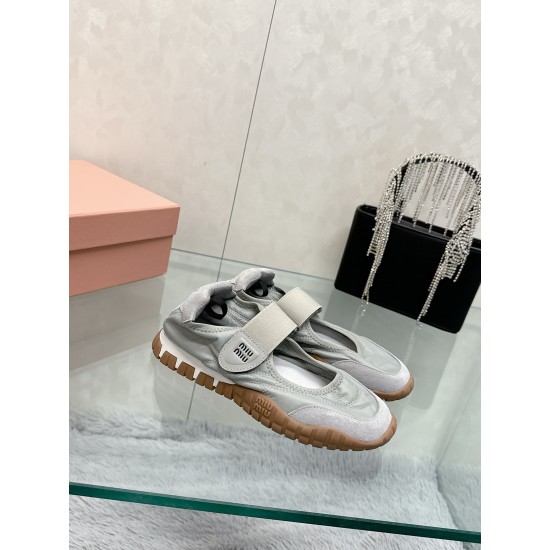 MiuMiu Sneakers