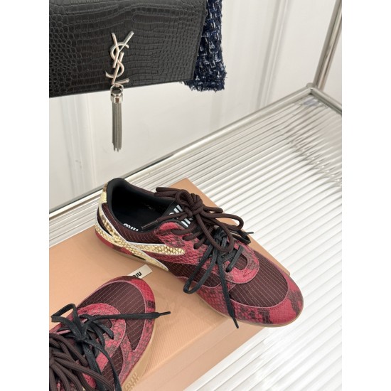 MiuMiu Sneakers