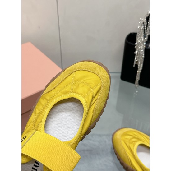 MiuMiu Sneakers