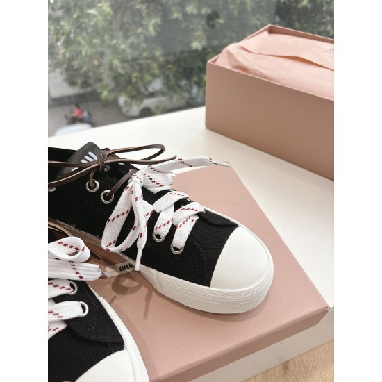 MiuMiu Sneakers