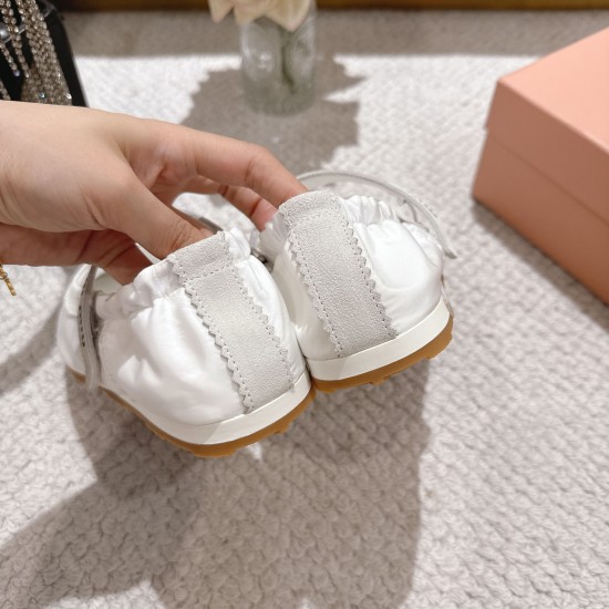MIUMIU Ballerinas