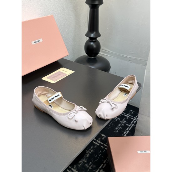 MIUMIU Ballerinas