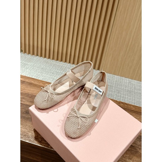 MIUMIU Ballerinas