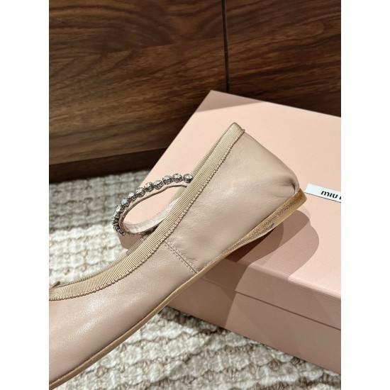 MIUMIU Ballerinas