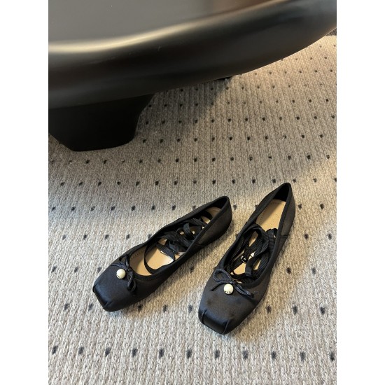 Dior ballerina flats