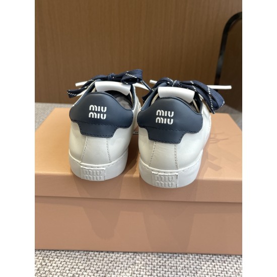 MiuMiu Sneakers