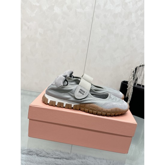 MiuMiu Sneakers