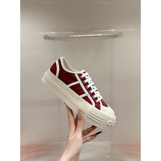 Gucci Sneakers