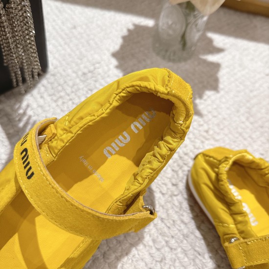 MIUMIU Ballerinas
