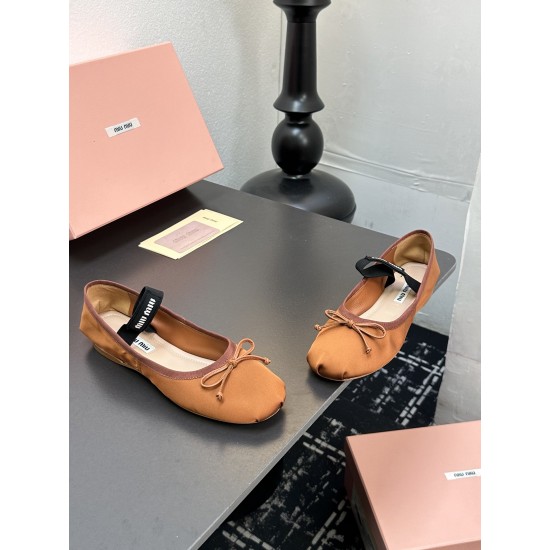 MIUMIU Ballerinas