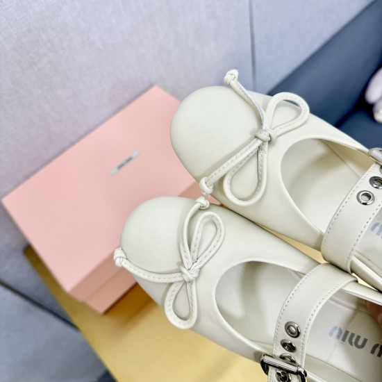 MIUMIU Ballerinas