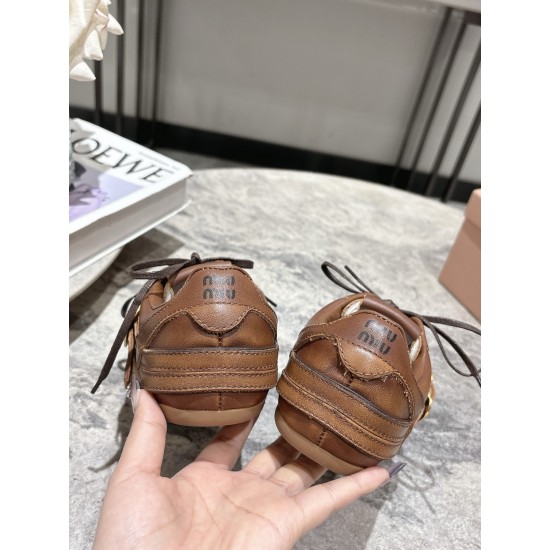 MiuMiu Sneakers