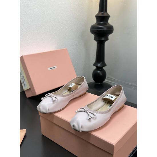 MIUMIU Ballerinas
