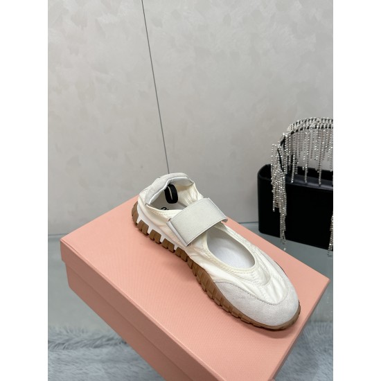 MiuMiu Sneakers