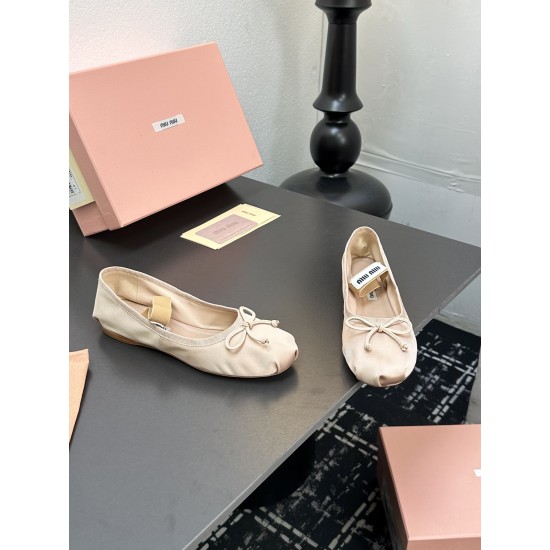 MIUMIU Ballerinas