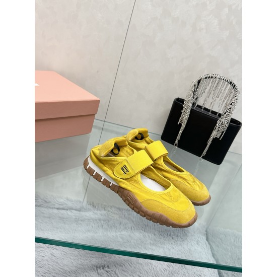 MiuMiu Sneakers