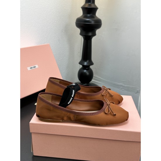 MIUMIU Ballerinas
