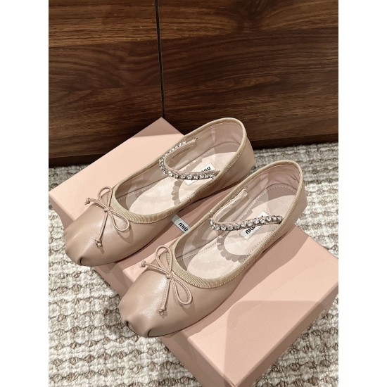 MIUMIU Ballerinas