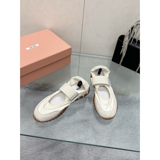 MiuMiu Sneakers