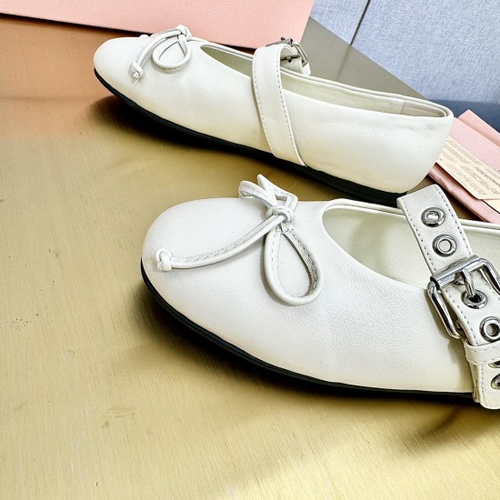 MIUMIU Ballerinas