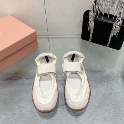MiuMiu Sneakers