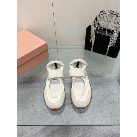 MiuMiu Sneakers