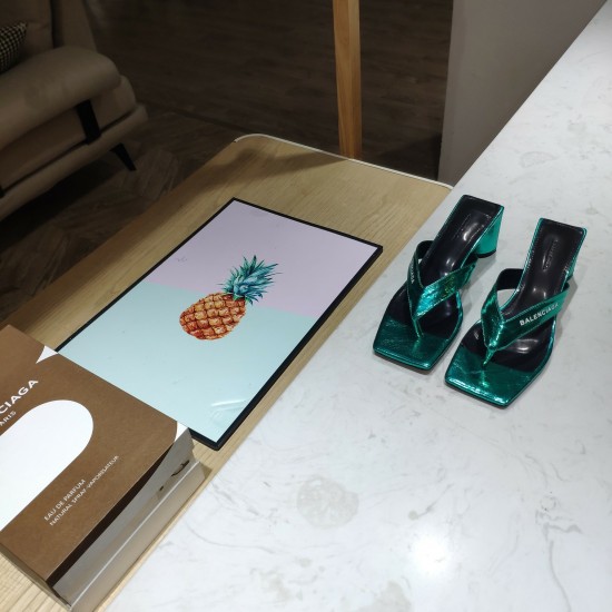 Balenciaga slippers Balenciaga slippers