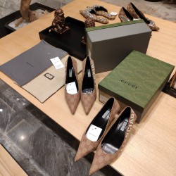 Balenciaga highheels