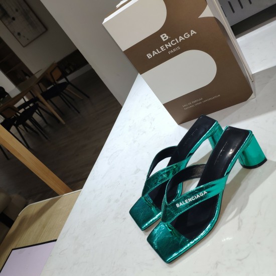 Balenciaga slippers Balenciaga slippers