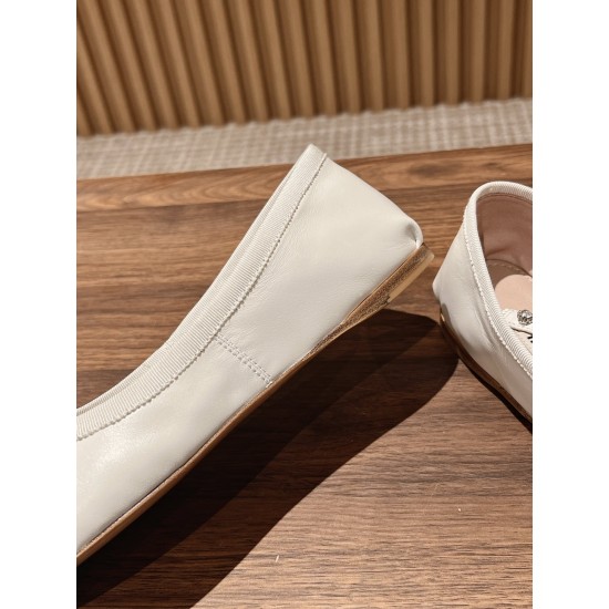 MIUMIU Ballerinas