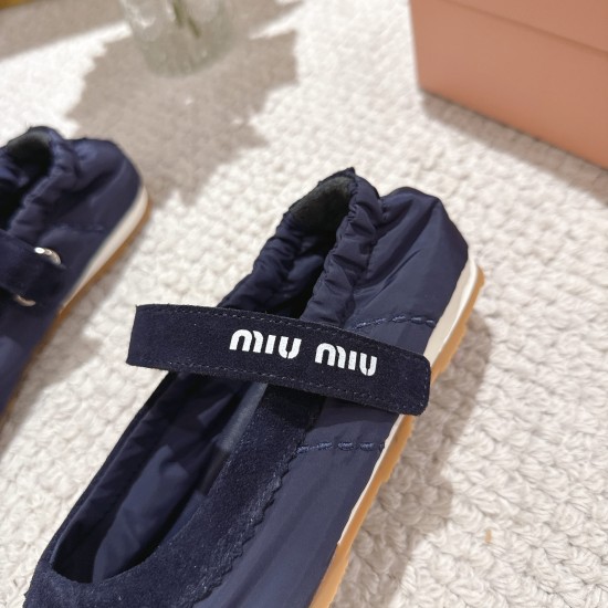 MIUMIU Ballerinas