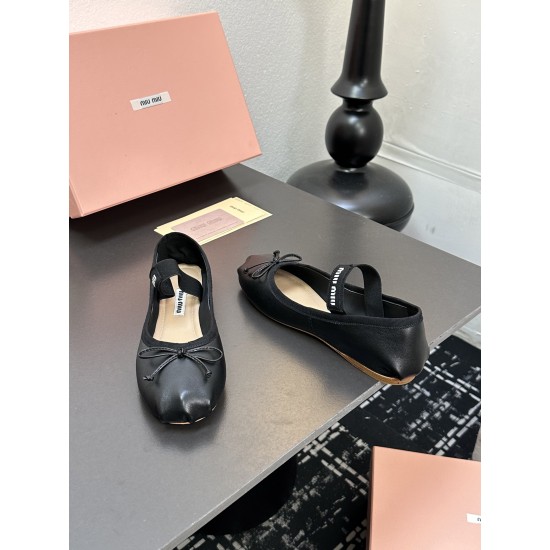 MIUMIU Ballerinas
