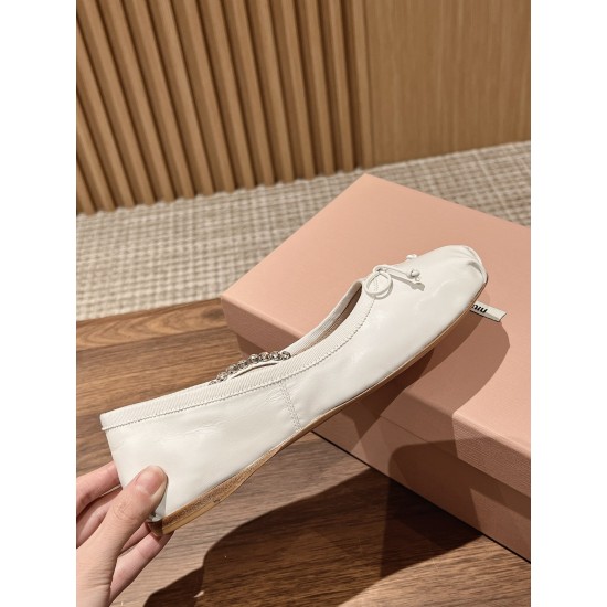 MIUMIU Ballerinas