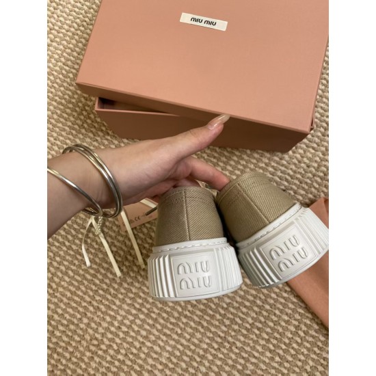 MiuMiu Sneakers