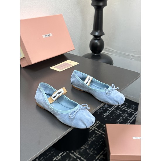 MIUMIU Ballerinas
