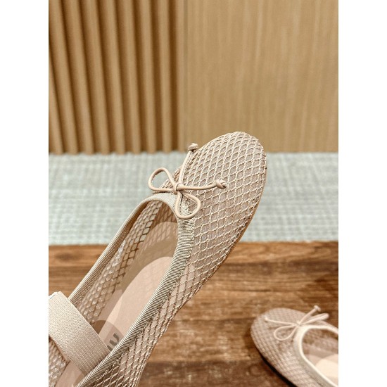 MIUMIU Ballerinas