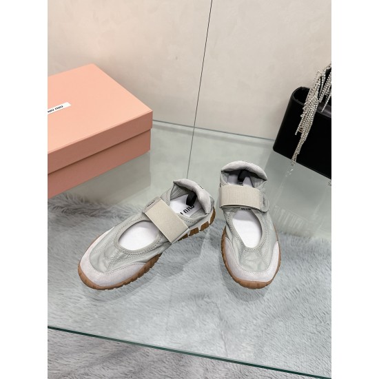 MiuMiu Sneakers
