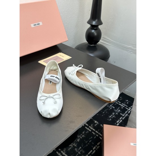 MIUMIU Ballerinas